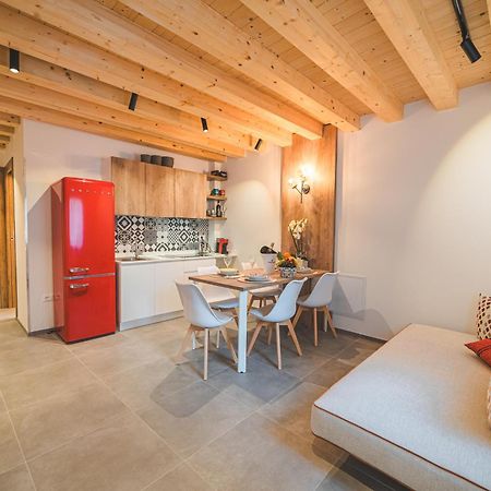 Battisti Hospitality - Si, Viaggiare Lägenhet Chioggia Exteriör bild